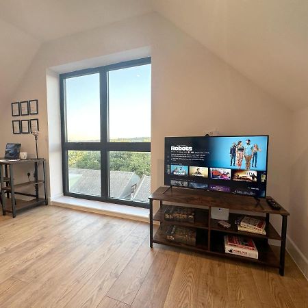 Stylish & Spacious Apartment Royal Tunbridge Wells Exterior photo